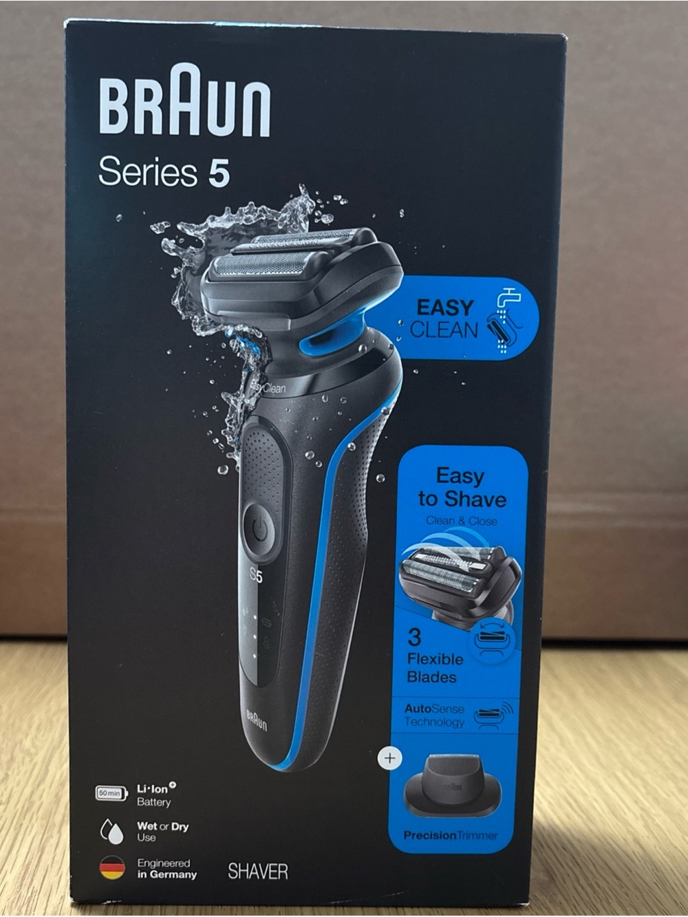 Braun Series 5 Electric Shaver - Black with Blue Accents